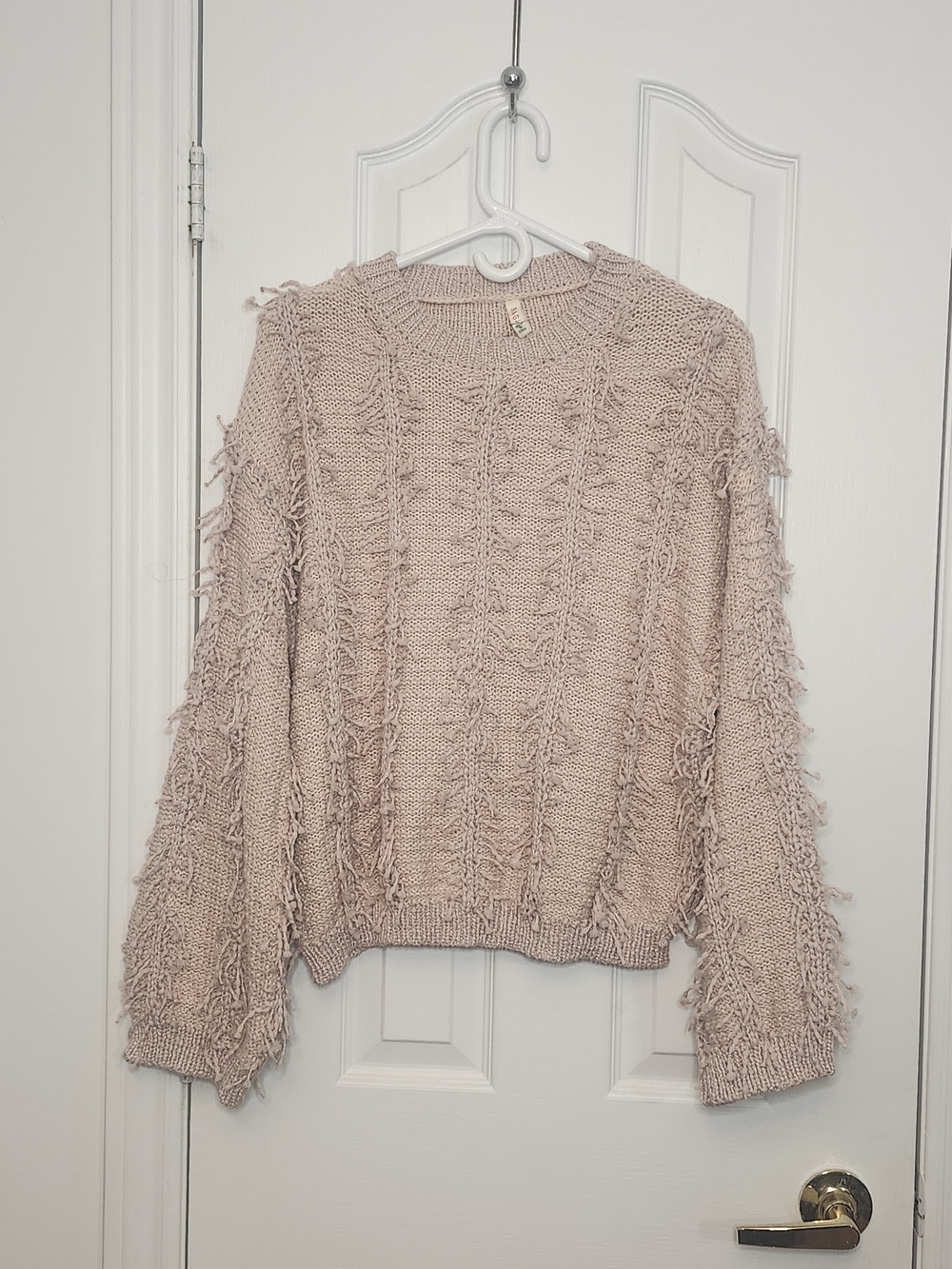 RAGA Mixed Knits Boho Fringe Crewneck Sweater in Blush Size M